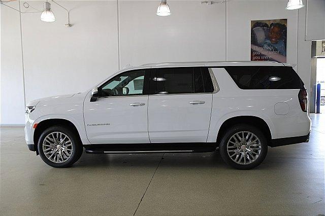 2024 Chevrolet Suburban Vehicle Photo in MEDINA, OH 44256-9001