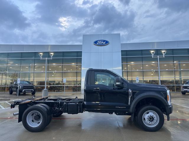 2024 Ford Super Duty F-600 DRW Vehicle Photo in Terrell, TX 75160