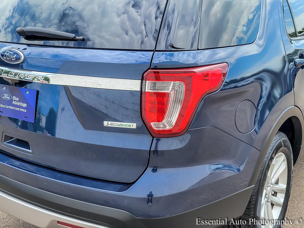 2017 Ford Explorer Vehicle Photo in Saint Charles, IL 60174