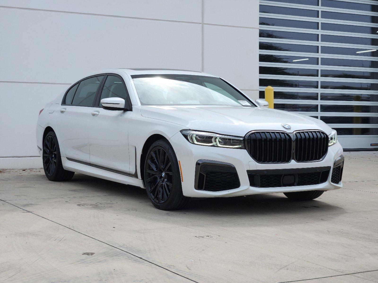 2022 BMW 740i Vehicle Photo in PLANO, TX 75024