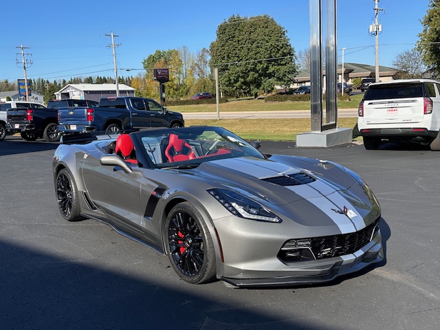 Used 2015 Chevrolet Corvette Z06 with VIN 1G1YU3D60F5607544 for sale in Kewaunee, WI