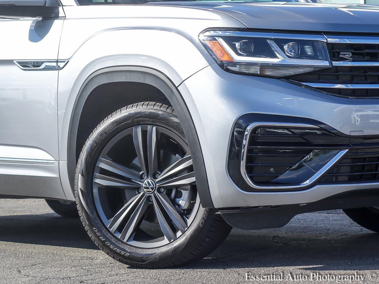 2021 Volkswagen Atlas Vehicle Photo in Saint Charles, IL 60174