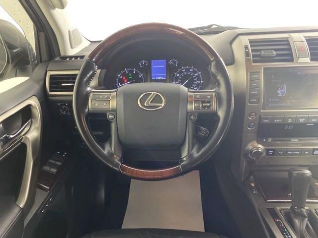 2016 Lexus GX 460 Vehicle Photo in MEDINA, OH 44256-9001