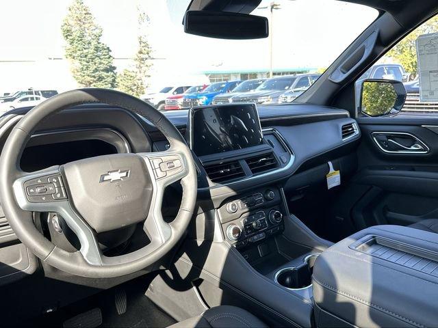 2024 Chevrolet Suburban Vehicle Photo in GREELEY, CO 80634-4125