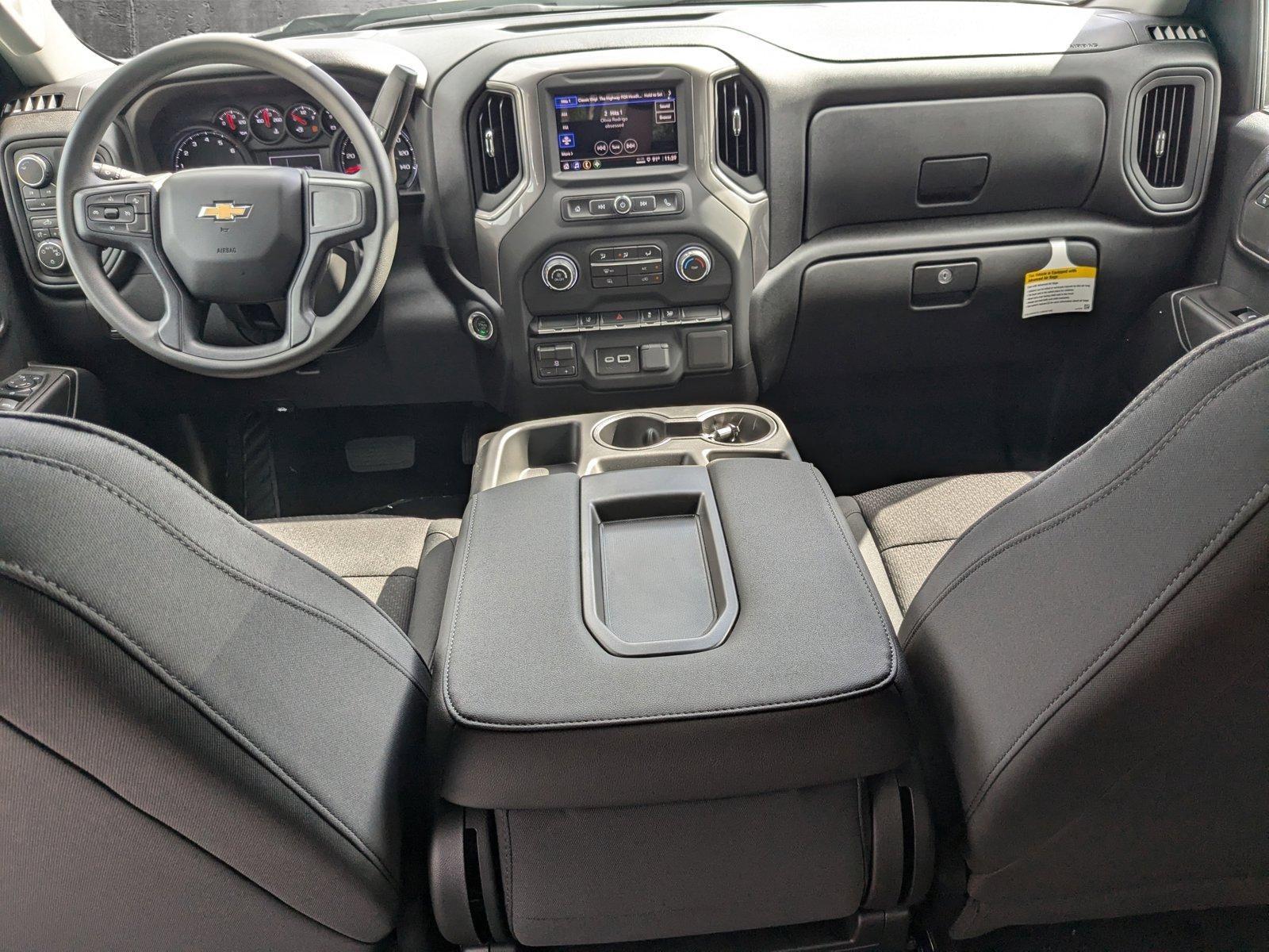 2025 Chevrolet Silverado 2500 HD Vehicle Photo in MIAMI, FL 33134-2699