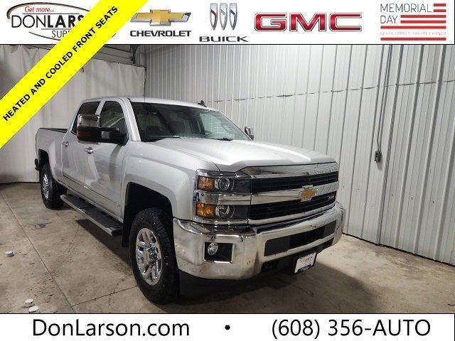 2015 Chevrolet Silverado 3500HD Built After Aug 14 Vehicle Photo in BARABOO, WI 53913-9382