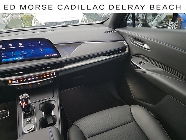 2024 Cadillac XT4 Vehicle Photo in DELRAY BEACH, FL 33483-3294