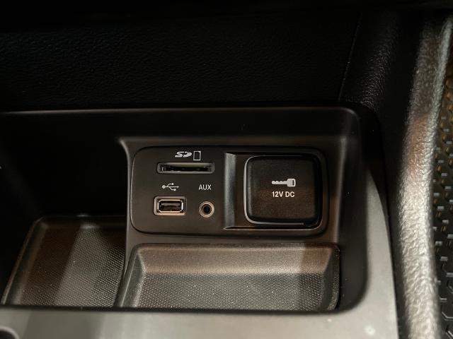 2017 Jeep Cherokee Vehicle Photo in ROGERS, MN 55374-9422