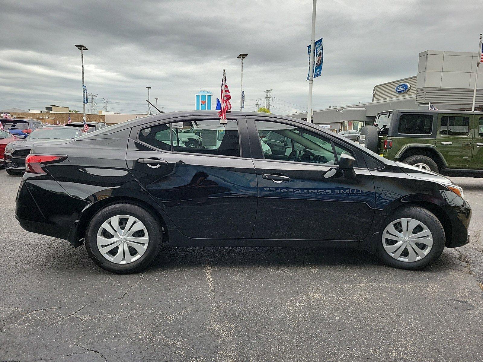 2024 Nissan Versa Vehicle Photo in Plainfield, IL 60586