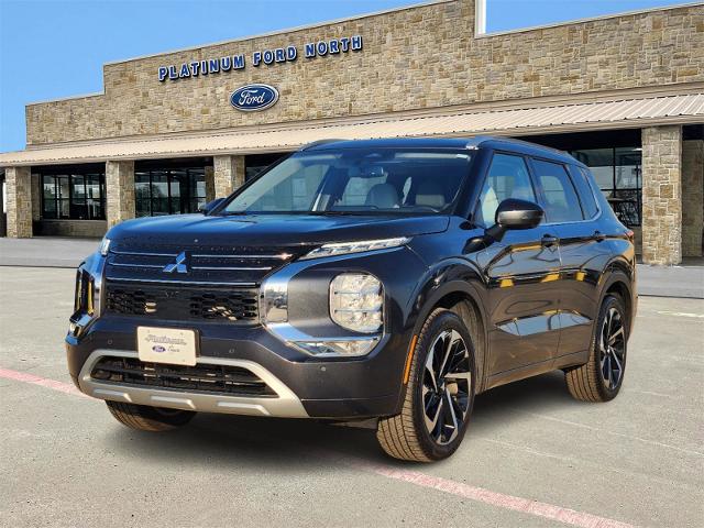 2024 Mitsubishi Outlander Vehicle Photo in Pilot Point, TX 76258