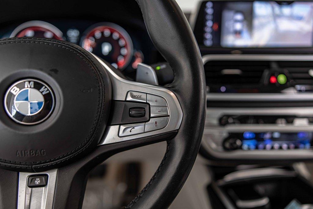 2018 BMW M760i xDrive Vehicle Photo in Saint Charles, IL 60174