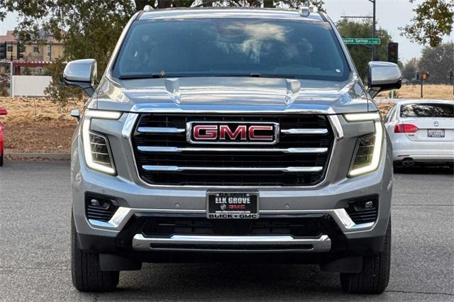 2025 GMC Yukon XL Vehicle Photo in ELK GROVE, CA 95757-8703