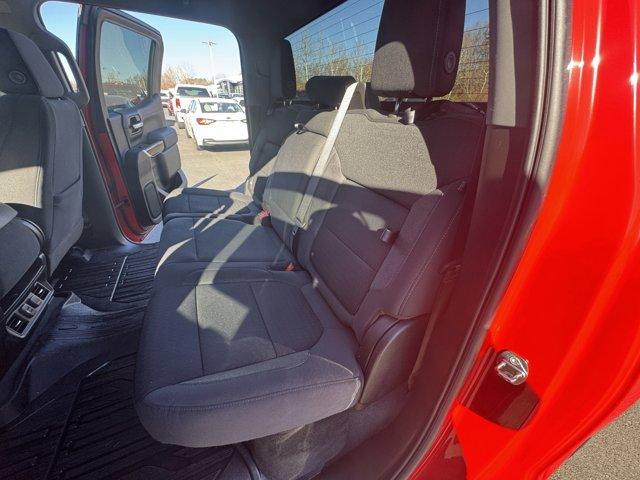 2021 GMC Sierra 1500 Vehicle Photo in LEOMINSTER, MA 01453-2952