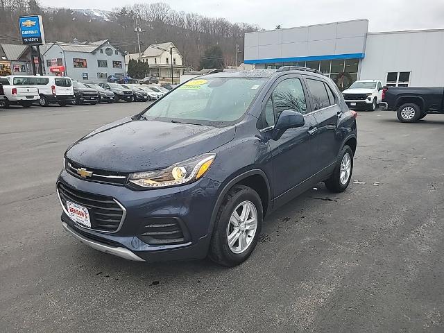 Used 2018 Chevrolet Trax LT with VIN 3GNCJPSB1JL203136 for sale in Ludlow, VT