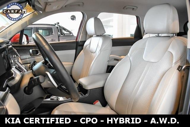 2023 Kia Sorento Hybrid Vehicle Photo in Everett, WA 98204