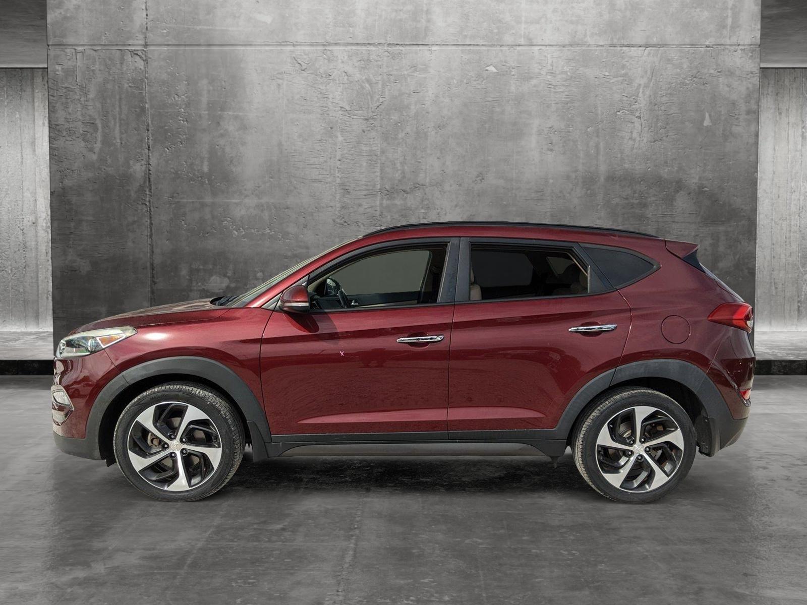 2016 Hyundai TUCSON Vehicle Photo in Cockeysville, MD 21030