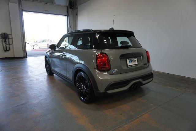 2022 MINI Hardtop 2 Door Vehicle Photo in ANCHORAGE, AK 99515-2026