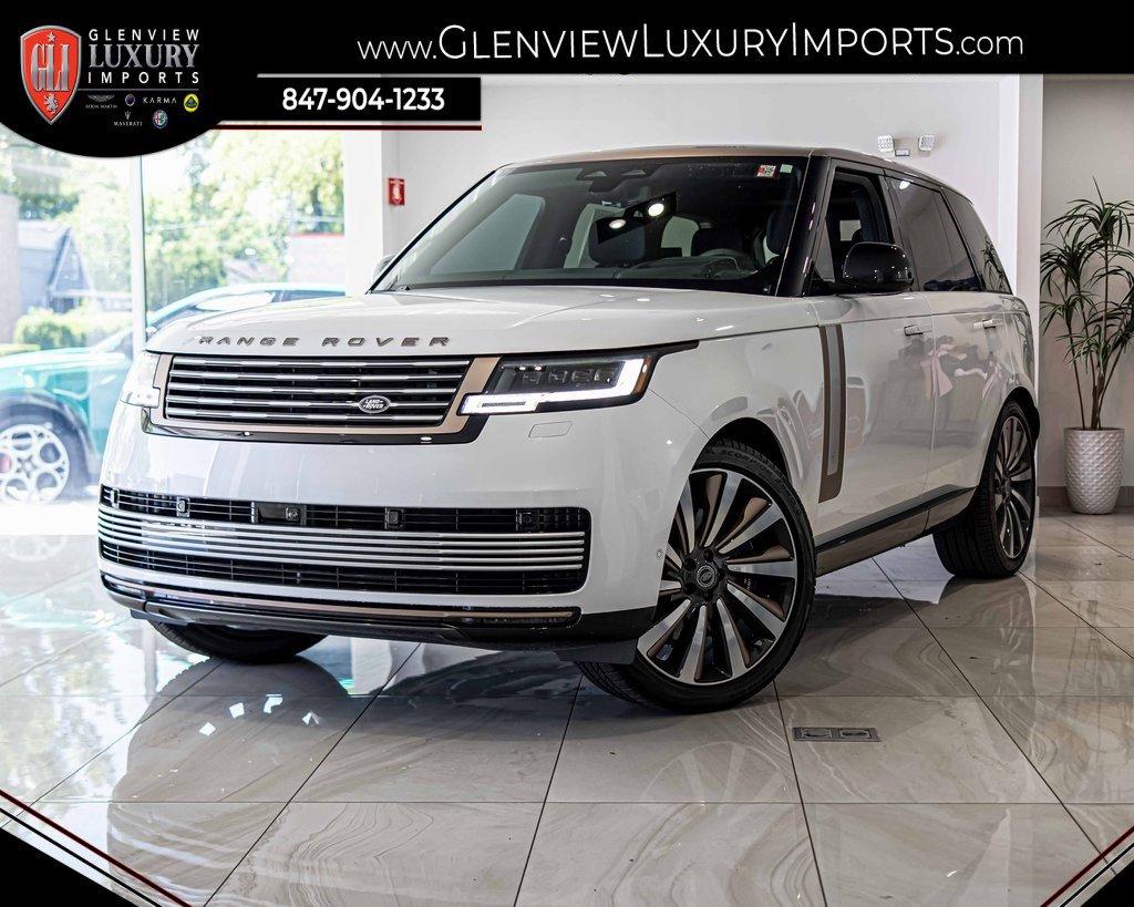 2024 Land Rover Range Rover Vehicle Photo in Saint Charles, IL 60174