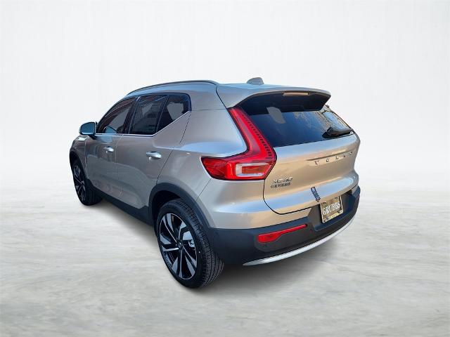 2024 Volvo XC40 Vehicle Photo in Houston, TX 77007