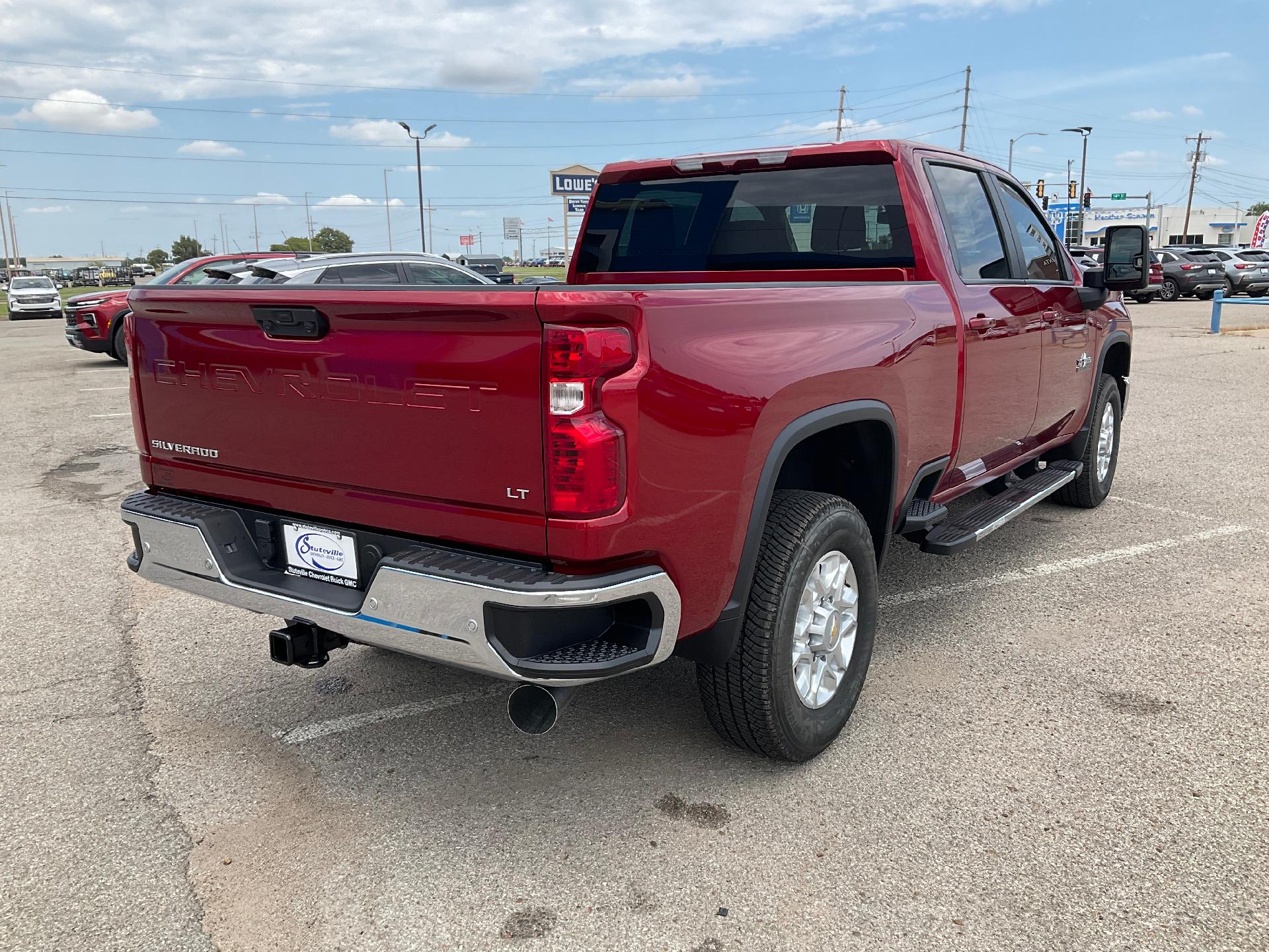 2024 Chevrolet Silverado 2500 HD Vehicle Photo in PONCA CITY, OK 74601-1036