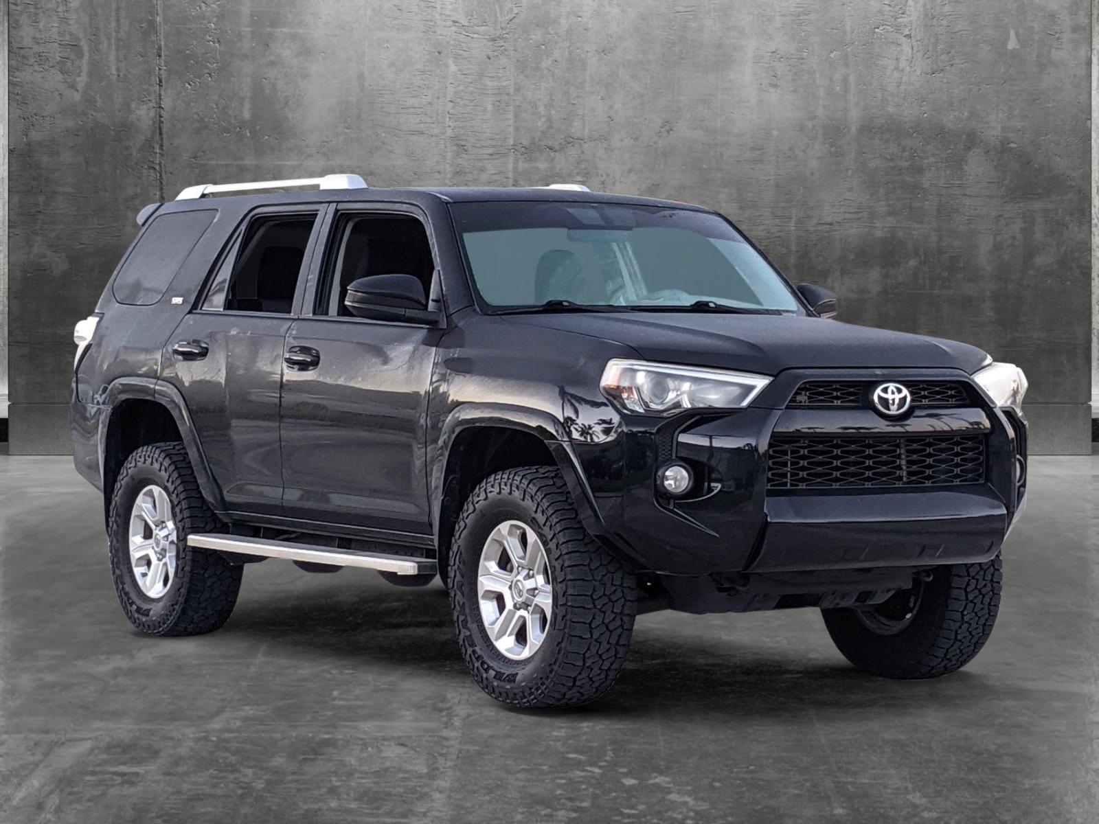 2018 Toyota 4Runner Vehicle Photo in Davie, FL 33331