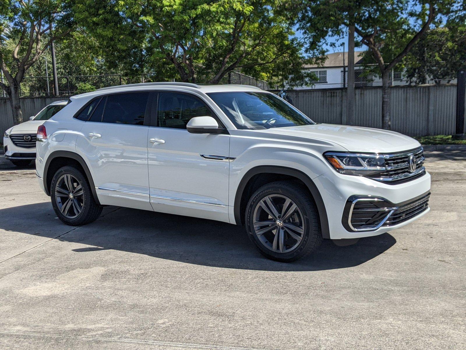 2021 Volkswagen Atlas Cross Sport Vehicle Photo in PEMBROKE PINES, FL 33024-6534