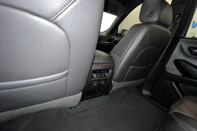 2022 Chevrolet Traverse Vehicle Photo in INDIANAPOLIS, IN 46227-0991