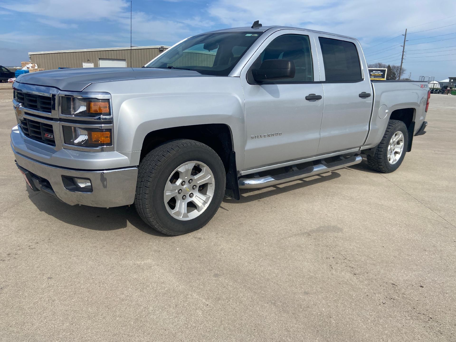 Used 2014 Chevrolet Silverado 1500 LT with VIN 3GCUKREC8EG441087 for sale in Sac City, IA