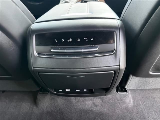 2024 Cadillac Escalade Vehicle Photo in TAMPA, FL 33612-3404