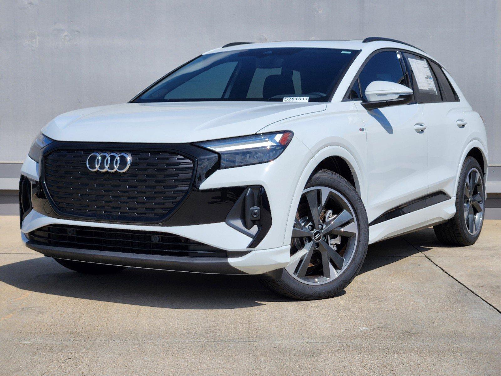 2024 Audi Q4 e-tron Vehicle Photo in SUGAR LAND, TX 77478