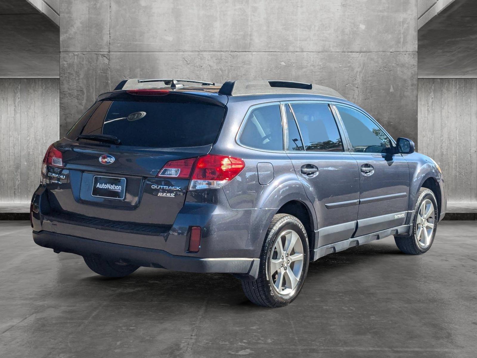 2013 Subaru Outback Vehicle Photo in LONE TREE, CO 80124-2750