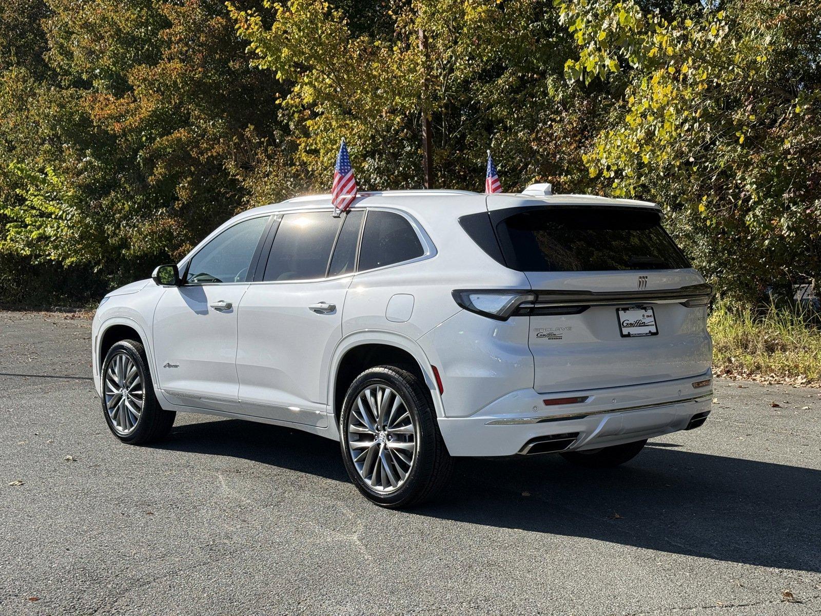 2025 Buick Enclave Vehicle Photo in MONROE, NC 28110-8431