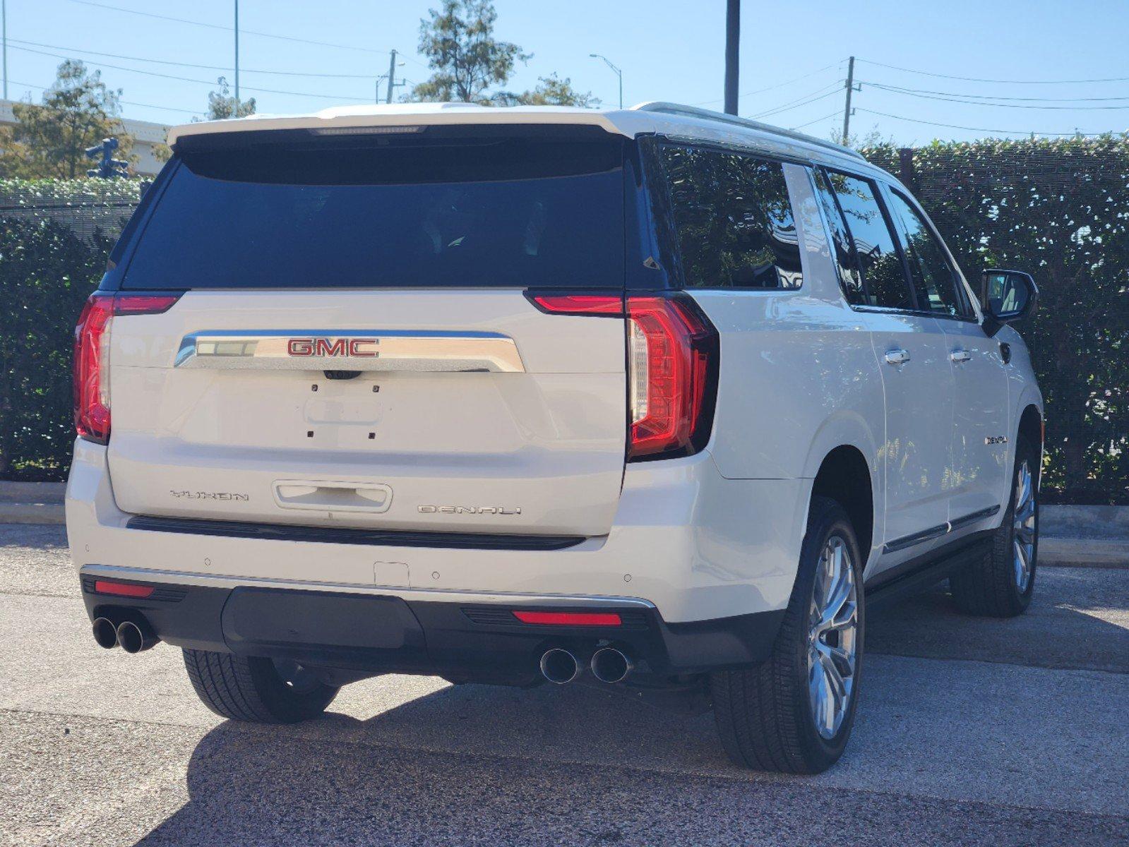 2022 GMC Yukon XL Vehicle Photo in HOUSTON, TX 77079