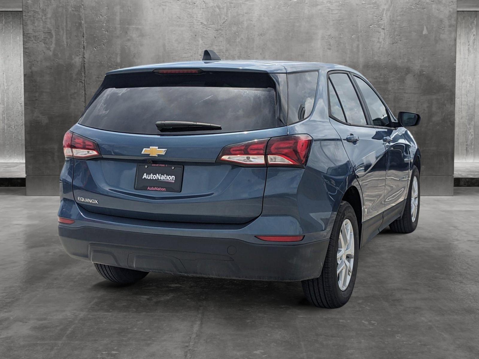 2024 Chevrolet Equinox Vehicle Photo in PEMBROKE PINES, FL 33024-6534