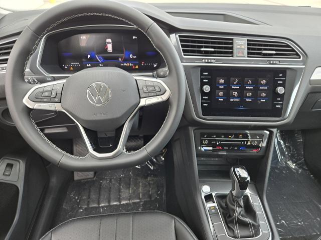 2024 Volkswagen Tiguan Vehicle Photo in Weatherford, TX 76087