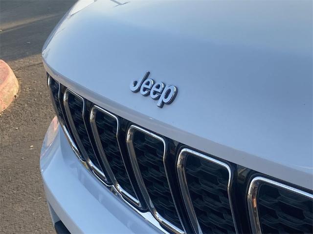 2021 Jeep Grand Cherokee L Vehicle Photo in GOODYEAR, AZ 85338-1310