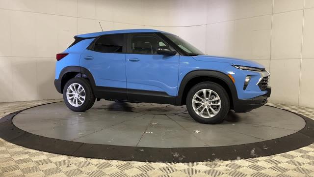 2024 Chevrolet Trailblazer Vehicle Photo in JOLIET, IL 60435-8135