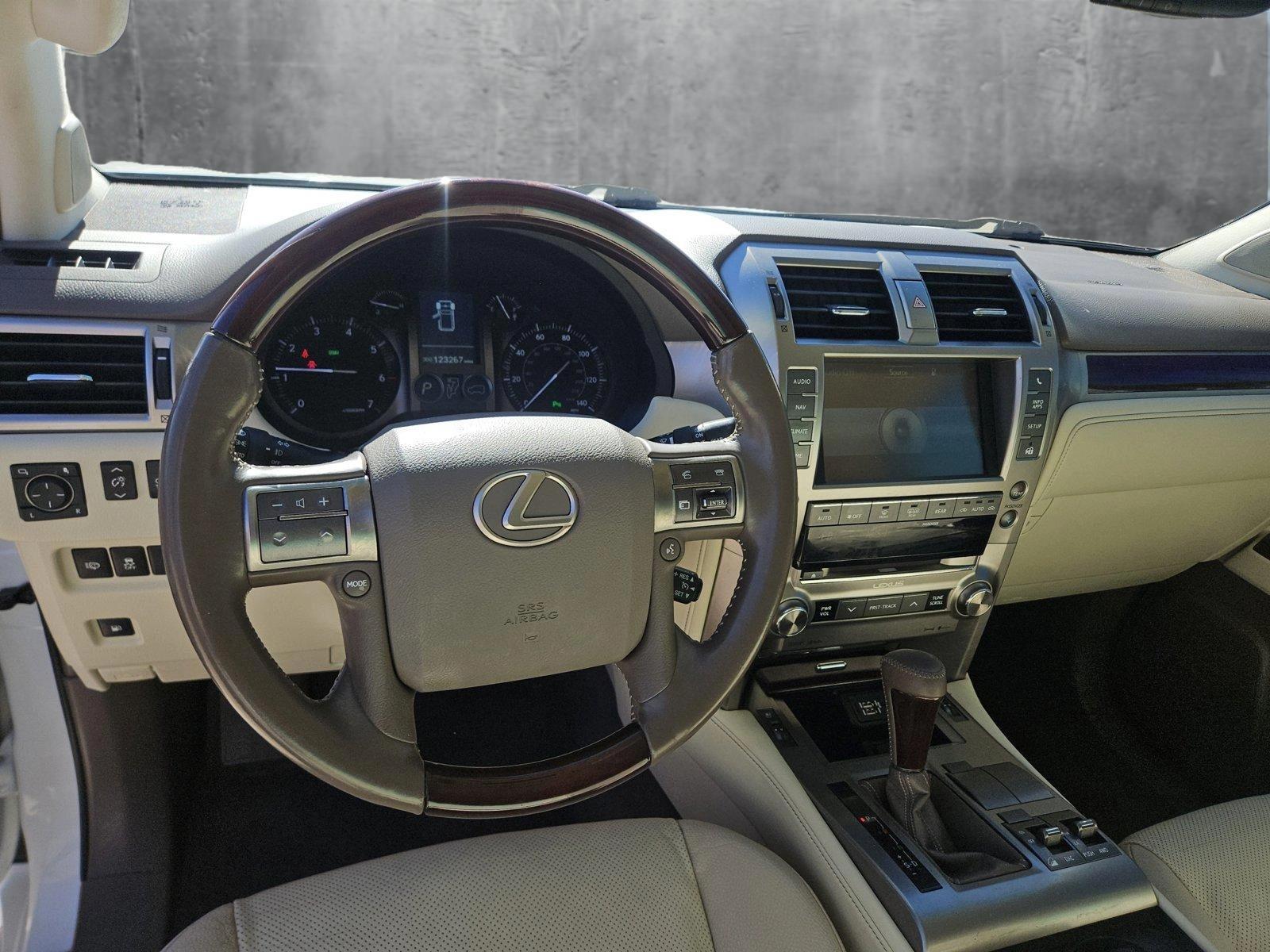 2018 Lexus GX Vehicle Photo in NORTH RICHLAND HILLS, TX 76180-7199