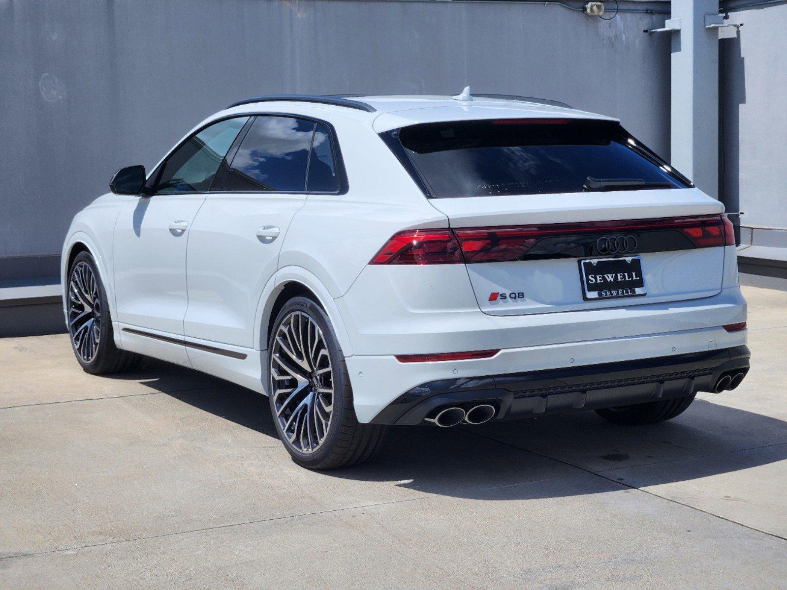 2024 Audi SQ8 Vehicle Photo in SUGAR LAND, TX 77478