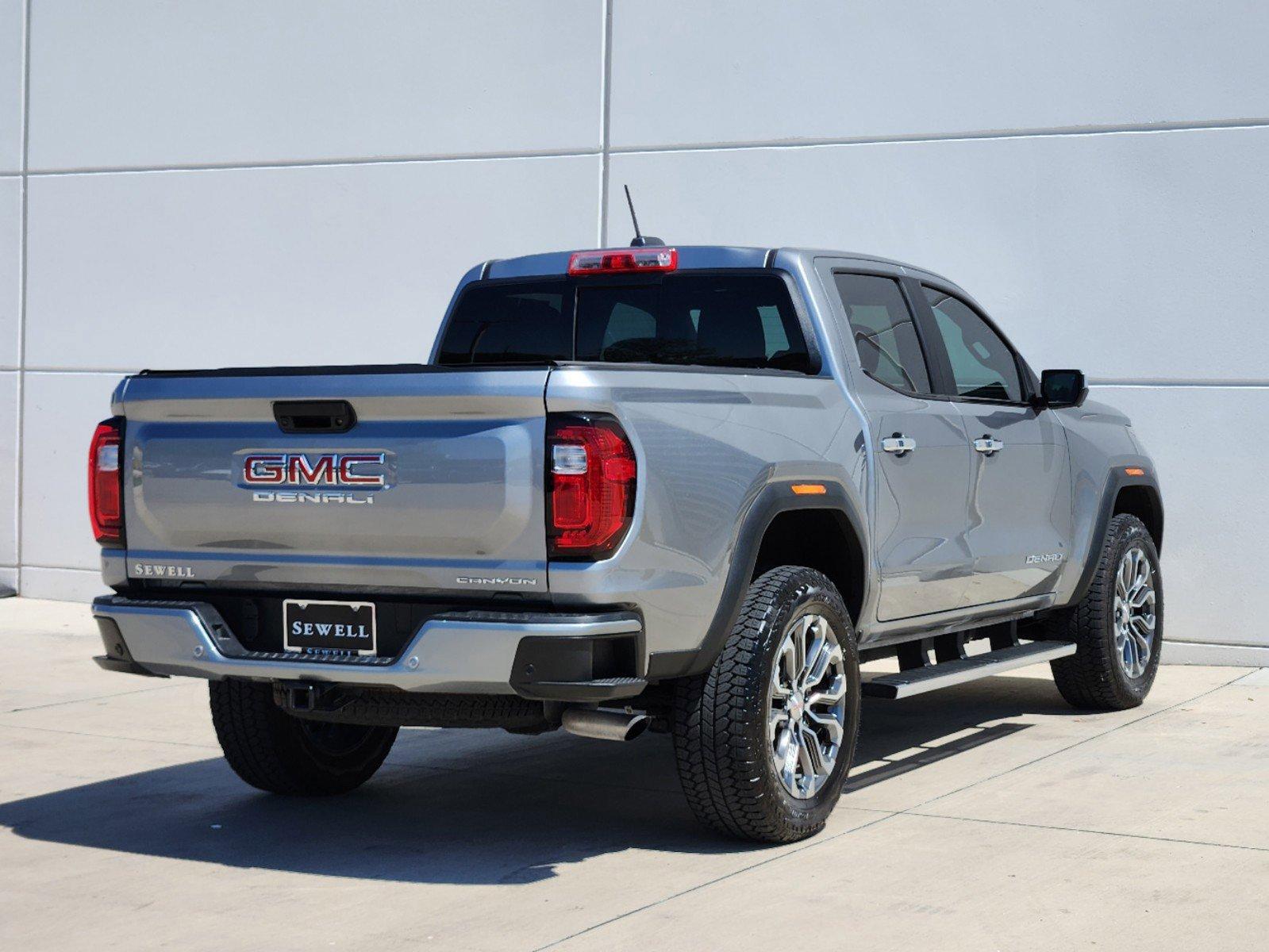 2023 GMC Canyon Vehicle Photo in PLANO, TX 75024