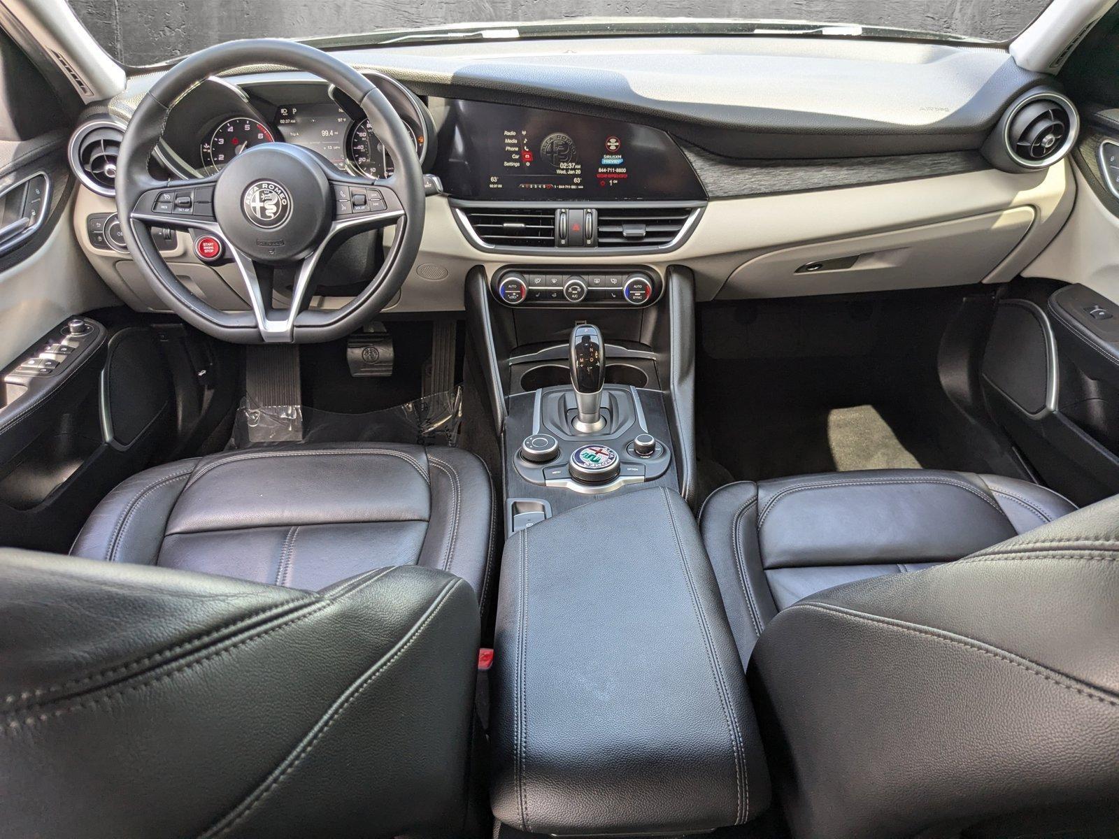 2019 Alfa Romeo Giulia Vehicle Photo in Coconut Creek, FL 33073