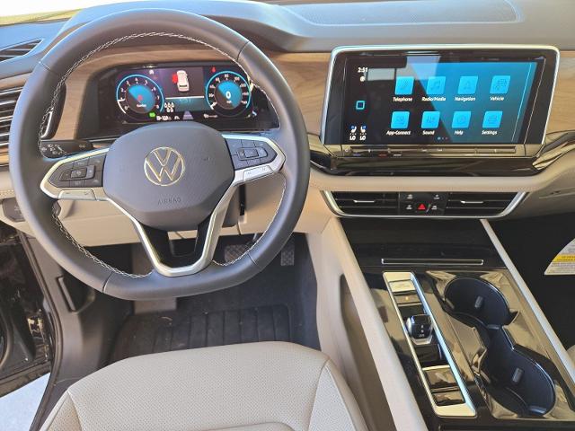 2024 Volkswagen Atlas Vehicle Photo in WEATHERFORD, TX 76087