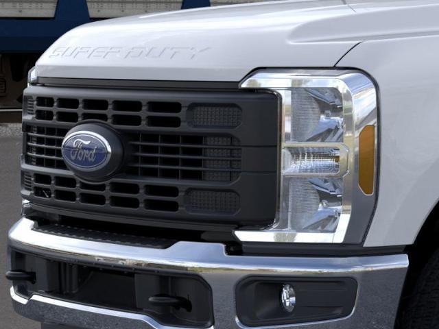 2024 Ford Super Duty F-350 DRW Vehicle Photo in Weatherford, TX 76087