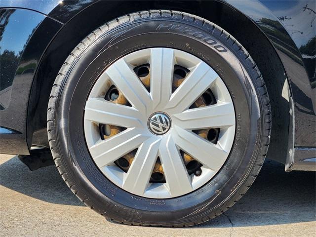 2016 Volkswagen Jetta Sedan Vehicle Photo in GAINESVILLE, TX 76240-2013