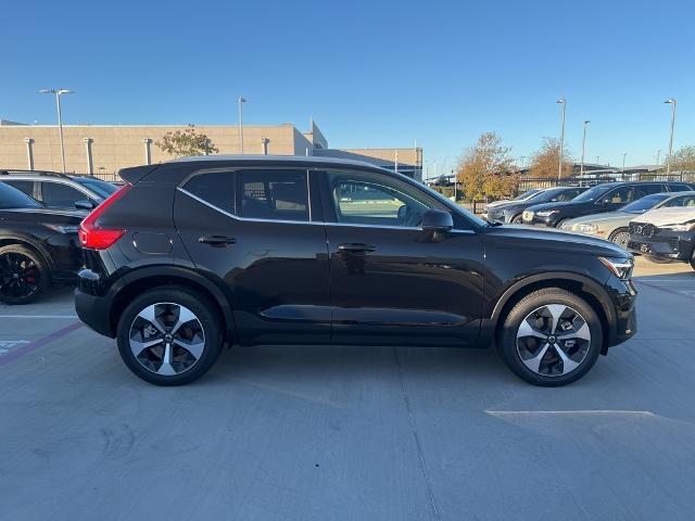 2025 Volvo XC40 Vehicle Photo in Grapevine, TX 76051