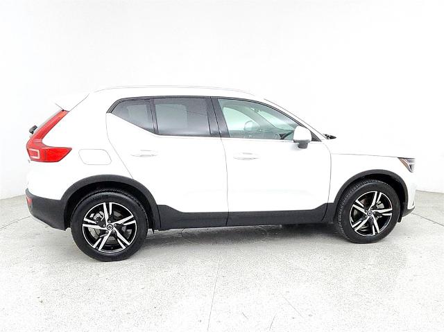 2024 Volvo XC40 Vehicle Photo in Grapevine, TX 76051