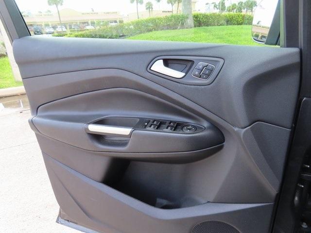 2017 Ford Escape Vehicle Photo in DELRAY BEACH, FL 33483-3294