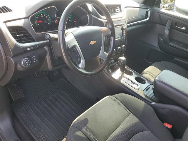 2017 Chevrolet Traverse Vehicle Photo in GRAND BLANC, MI 48439-8139