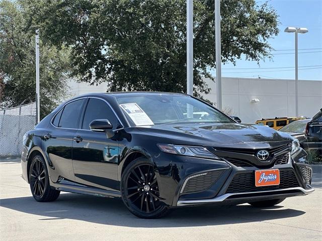 Used 2022 Toyota Camry XSE with VIN 4T1K61AKXNU023262 for sale in Garland, TX