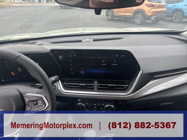 2025 Chevrolet Trax Vehicle Photo in VINCENNES, IN 47591-5519